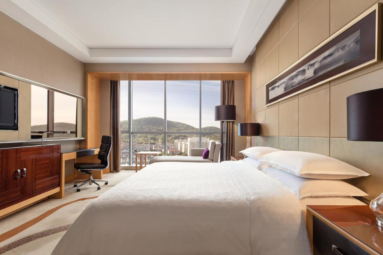 Sheraton Zhenjiang Hotel Esterno foto