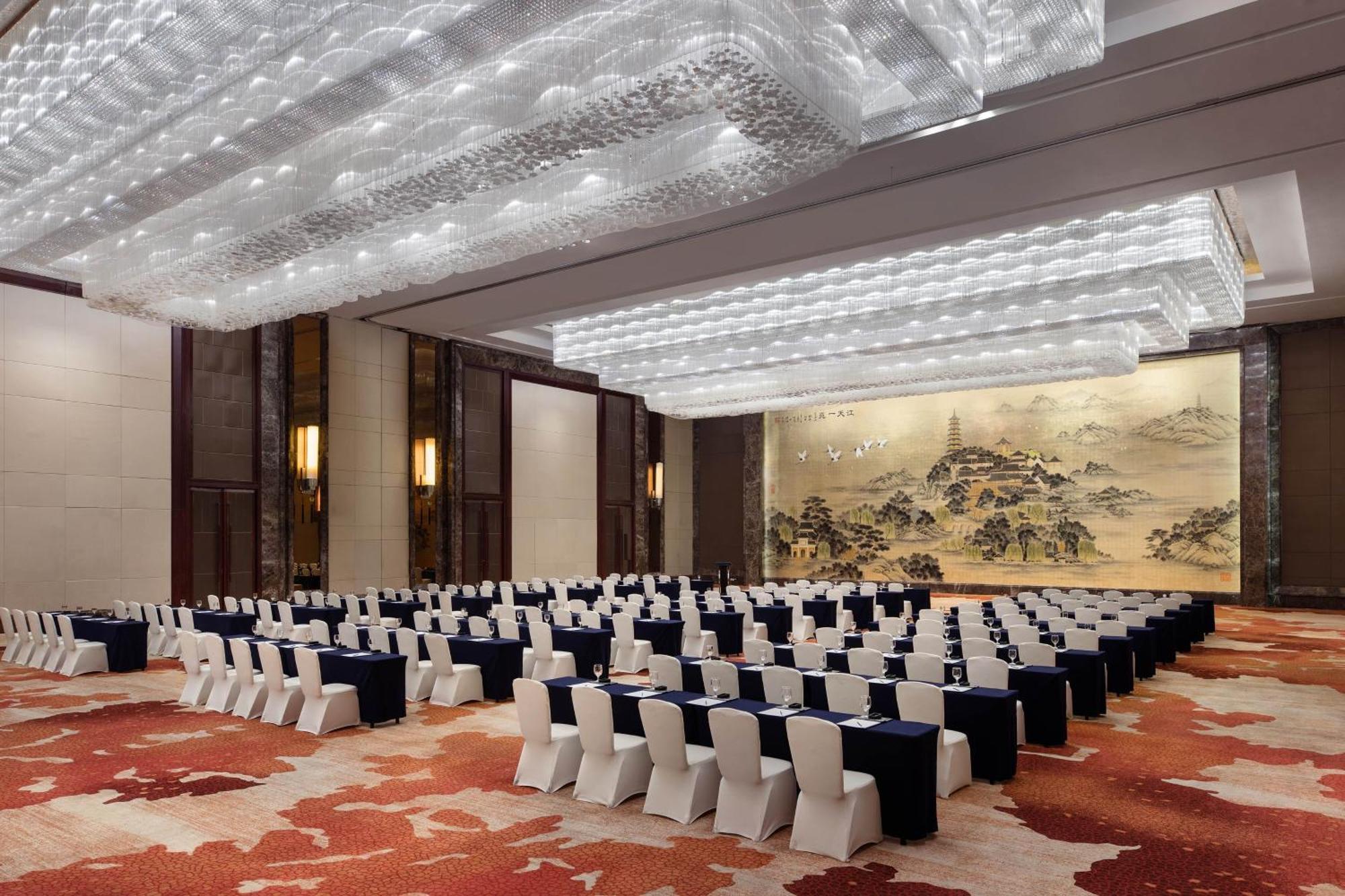 Sheraton Zhenjiang Hotel Esterno foto